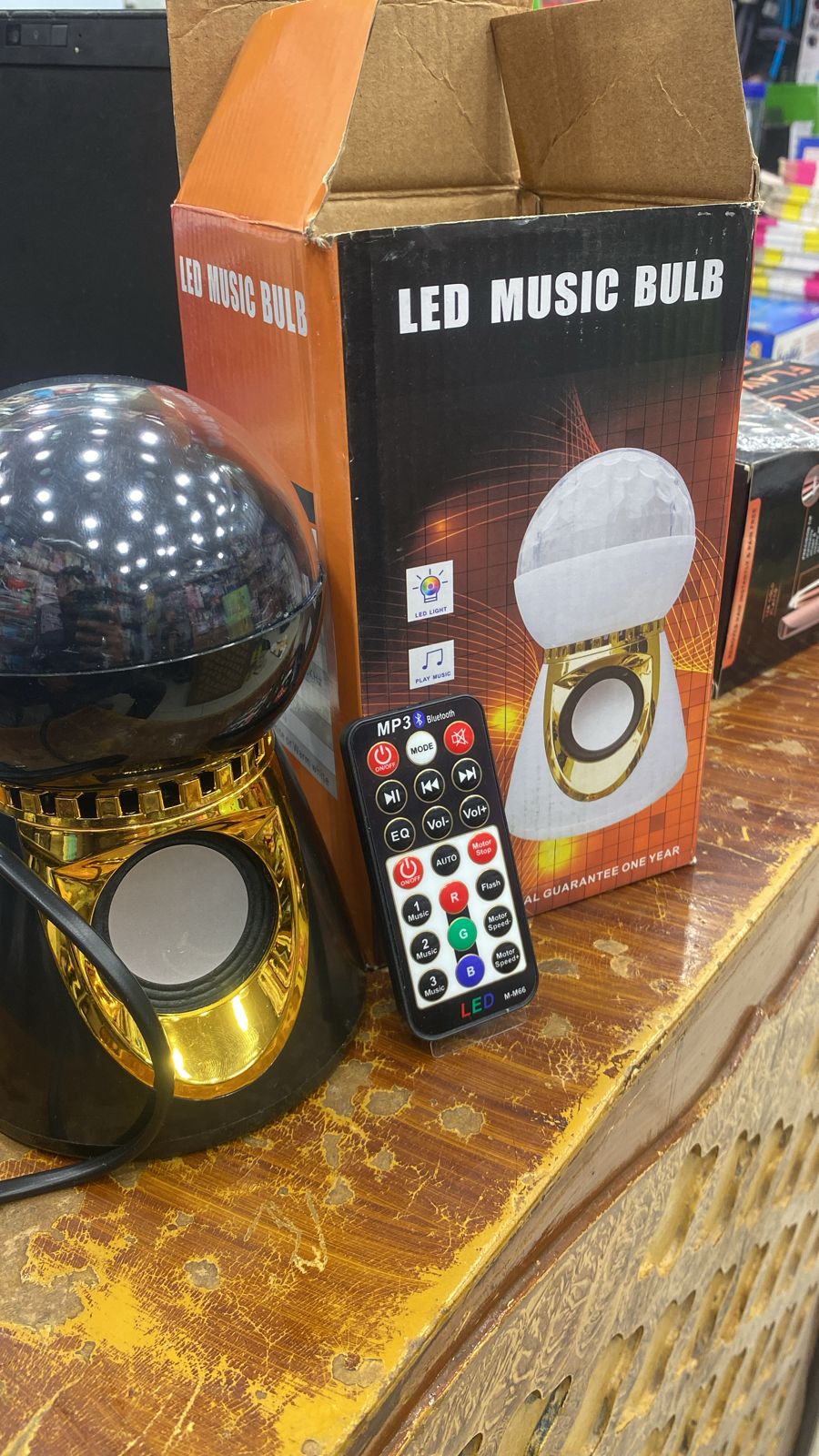 LED Bluetooth speaker with multi lights