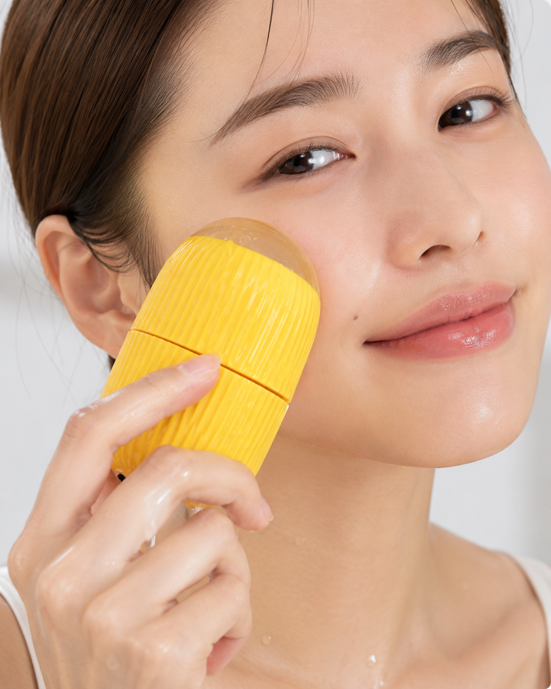 Silicone Ice Roller for Face & Eye Puffiness Relief